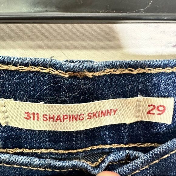 Levi’s size 29 311 Shaping Skinny Jeans - Picture 8 of 9